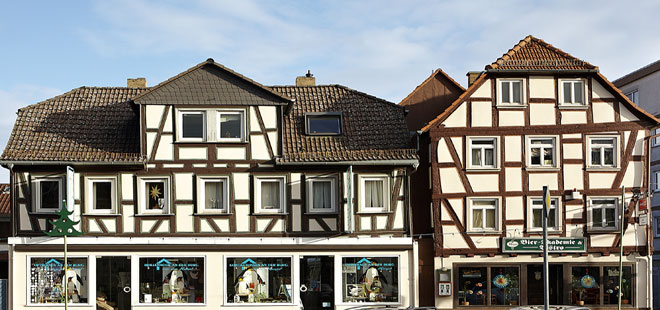 Das Bild zeigt die Kaiserstra&szlig;e, copyright Reiner Strack (MG7009)