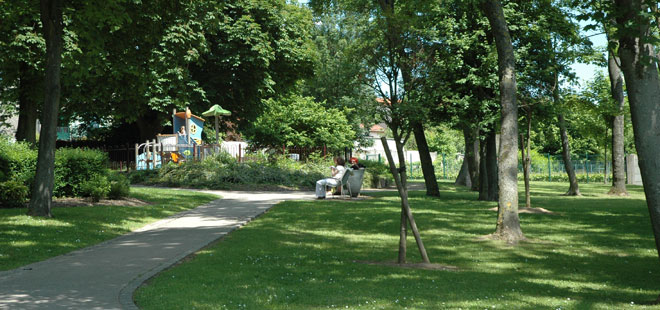 Das Bild zeigt Partnerstadt Villiers s.M., copyright Dorine Fum&eacute;e