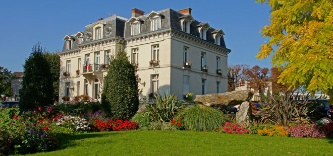 Das Bild zeigt Partnerstadt Villiers s.M., copyright Dorine Fum&eacute;e