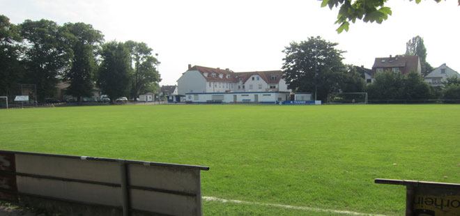 Das Bild zeigt den Sportplatz in Dorheim, copyright Stadt Friedberg (Hessen)
