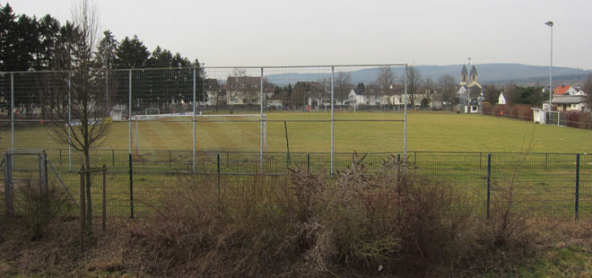 Das Bild zeigt den Sportplatz Ockstadt, copyright Stadt Friedberg (Hessen)