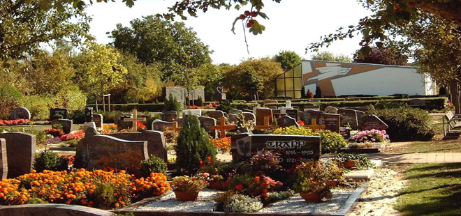 Das Bild zeigt den Friedhof in Dorheim, copy Stadt Friedberg (Hessen)