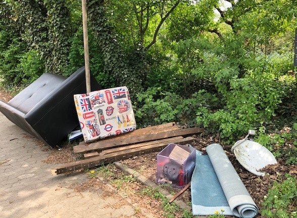 Wilder Sperrm&uuml;ll